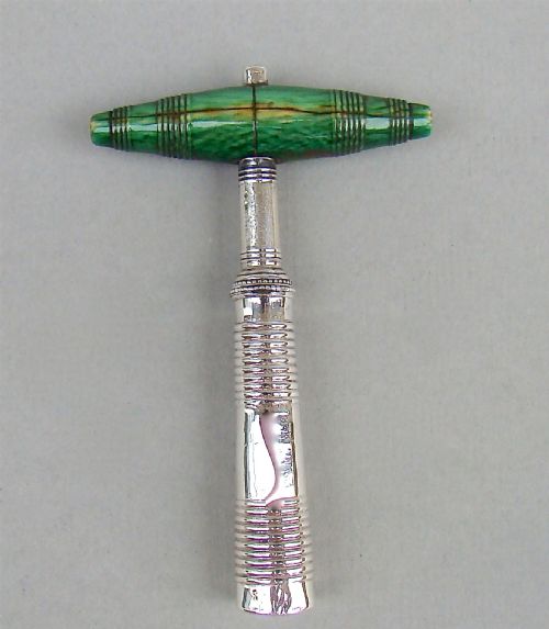 fig 1. RARE GEORGIAN SILVER TRAVELLING CORKSCREW BY JOSEPH TAYLOR, BIRMINGHAM 1794