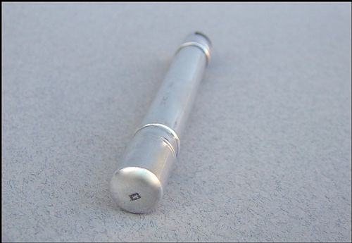 fig 2. NOVELTY GEORGE V SILVER SACCHARIN DISPENSER BY WILLIAM VALE & SONS, BIRMINGHAM 1917