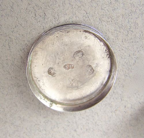 fig 2. GEORGIAN SILVER NUTMEG GRATER BY SAMUEL PEMBERTON. BIRMINGHAM 1795