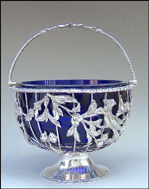 Georgian Silver Wirework Sugar Basket by Thomas Pitt, London 1769