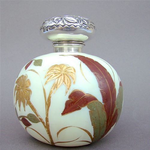 fig 1. VICTORIAN SILVER AND WEBB BURMESE GLASS SCENT BOTTLE BY JOSEPH WHITTEN, BIRMINGHAM 1890