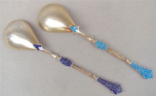 fig 1. PAIR OF SILVER GILT & CLOISONNÉ ENAMEL PRESERVE SPOONS BY MARIUS HAMMER, NORWAY, CIRCA 1900