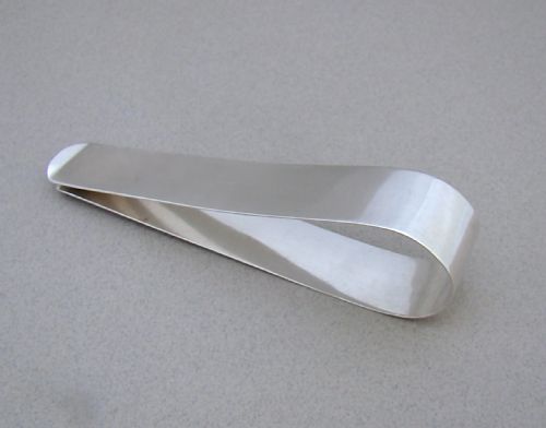 fig 1. VICTORIAN SILVER MONEY CLIP BY ARTHUR WILLIAM CLARE, LONDON 1899