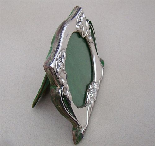 fig 1. ART NOUVEAU SOLID SILVER PHOTO FRAME BY COLEN HEWER CHESHIRE, CHESTER 1902