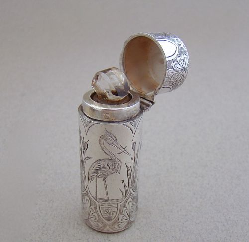fig 2. VICTORIAN SILVER AESTHETIC MOVEMENT SCENT BOTTLE BY SAMPSON MORDAN, LONDON 1889