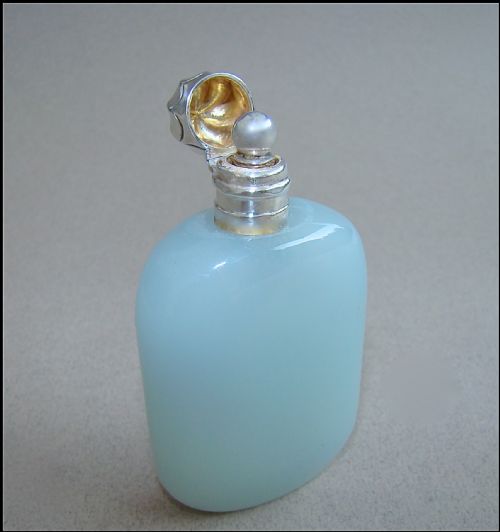 fig 1. VICTORIAN SILVER MOUNTED JADE SCENT BOTTLE, CIRCA 1890