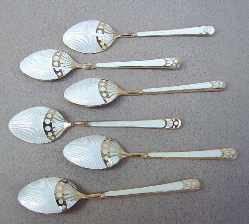 fig 2. CASED SET OF SIX SILVER GILT & GUILLOCHE ENAMEL DEMI-TASSE COFFEE SPOONS BY TURNER & SIMPSON, BIRMINGHAM 1924