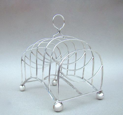 fig 1. GEORGIAN SILVER TOAST RACK, SHEFFIELD 1811
