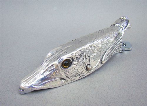 fig 1. NOVELTY SILVER PLATED PAPER CLIP MODELLED AS A PIKE , CIRCA 1920