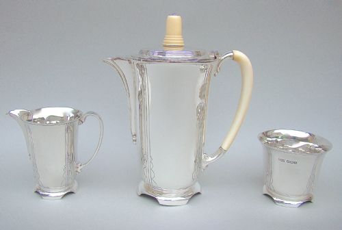 Art Deco Silver Three Piece Bachelor Coffee Set by Mappin & Webb, Sheffield 1935