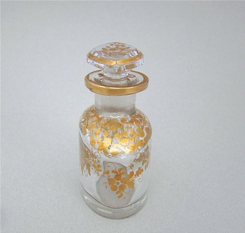 fig 2. 19TH CENTURY FRENCH GILT GLASS SCENT BOTTLE, CIRCA 1890