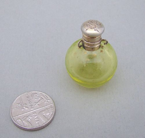 fig 2. MINIATURE 19TH C. FRENCH SILVER GILT & URANIUM GLASS CHATELAINE SCENT BOTTLE, CIRCA 1870