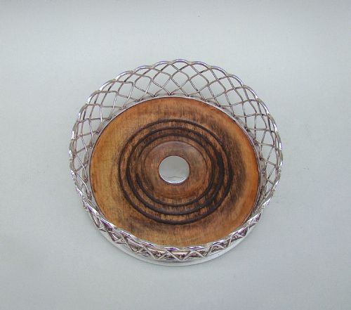 fig 2. GEORGIAN OLD SHEFFIELD PLATE WIREWORK WINE COASTER, CIRCA 1795