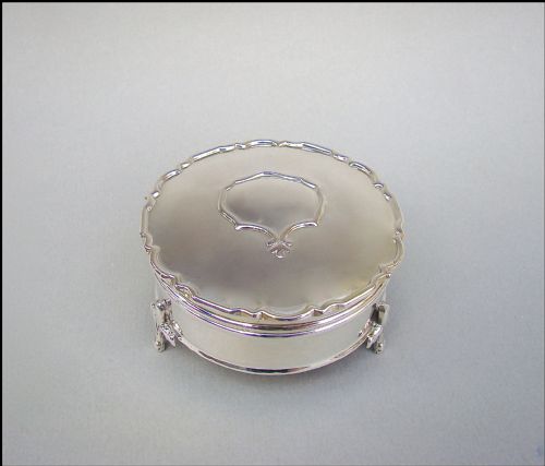 Art Nouveau Silver Jewellery Box by Selfridges & Co, Birmingham 1915
