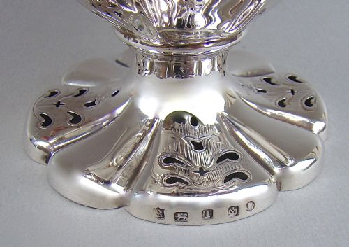 fig 4. LARGE VICTORIAN SILVER SUGAR BASKET BY HENRY WILKINSON, SHEFFIELD 1861