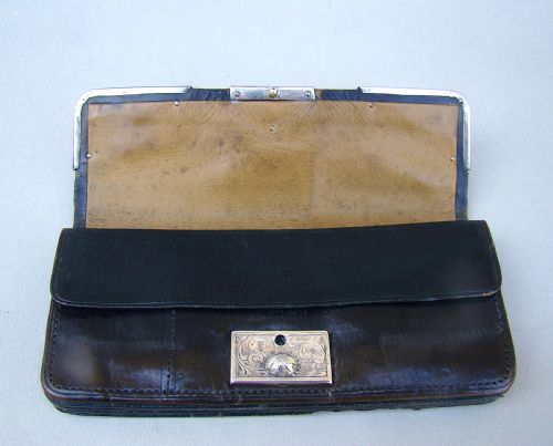 fig 2. VICTORIAN SILVER & LEATHER PURSE BY FREDERICK WICH, BIRMINGHAM 1898