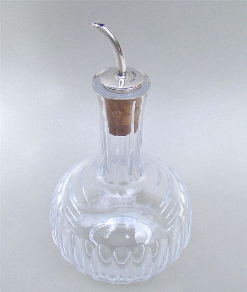 fig 1. GEORGE V SILVER MOUNTED ANGOSTURA BITTERS BOTTLE BY JOHN GRINSELL & SONS, BIRMINGHAM 1922