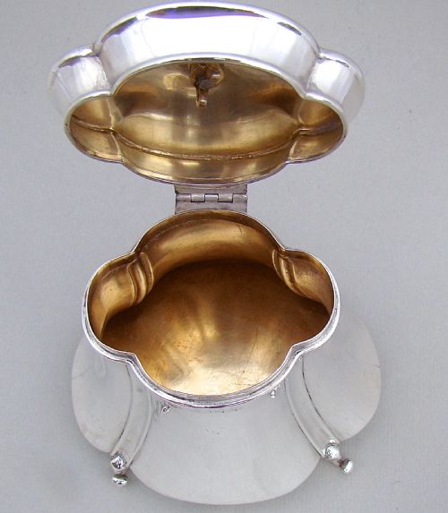 fig 3. ELEGANT EDWARDIAN SILVER TEA CADDY BY WILLIAM AITKEN, BIRMINGHAM, 1903