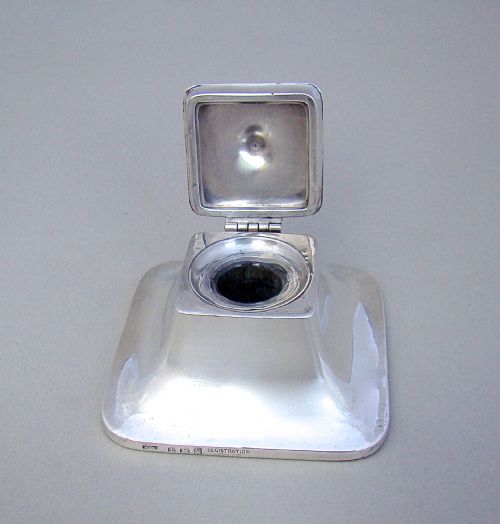 fig 1. UNUSUAL GEORGE V SILVER INKWELL BY H. J. COOPER & CO LTD, BIRMINGHAM 1923