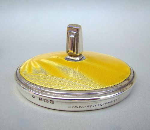 fig 3. ART DECO SILVER & GUILLOCHE ENAMEL TOILETRY JAR BY WILLIAM NEALE & SON LTD BIRMINGHAM 1934