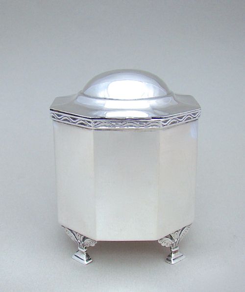 Arts & Craft Sterling Silver Tea Caddy by Edward Barnard & Sons Ltd, London 1908
