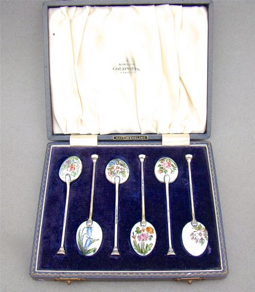 fig 1. CASED SET OF SIX