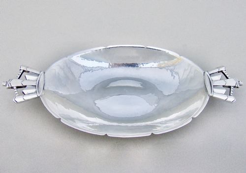 R.e. Stone Arts & Craft Planished Silver Dish, London 1934
