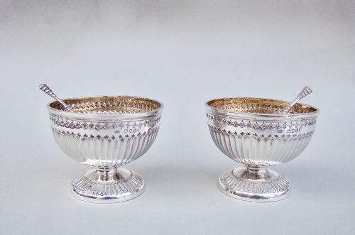 fig 1. PAIR OF VICTORIAN SOLID SILVER SALTS BY ROBERT HENNELL, LONDON 1869