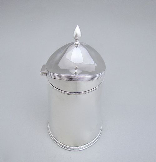 fig 2. SUPERB GEORGE V SILVER TEA CADDY BY JAMES DIXON & SONS, SHEFFIELD 1912