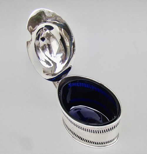 fig 3. RARE GEORGIAN SCOTTISH SILVER MUSTARD POT BY MATTHEW CRAW, EDINBURGH 1791