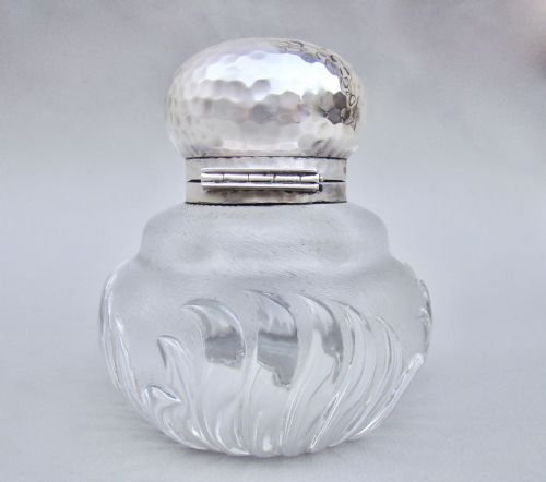 fig 2. GUSTAVE KELLER ARTS & CRAFT SILVER & FROSTED GLASS INKWELL, PARIS CIRCA 1900