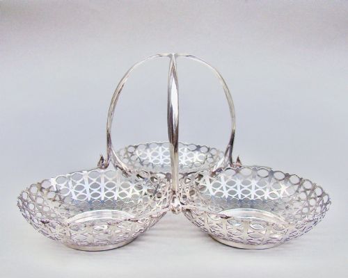 fig 2. FABULOUS EDWARDIAN SILVER TRIPLE SWEETMEAT DISH BY ELKINGTON & CO, BIRMINGHAM 1906