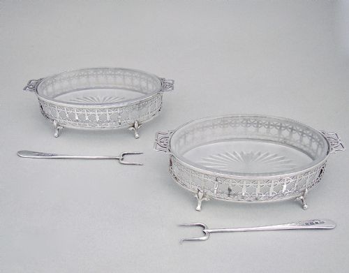 CASED PAIR OF ART DECO SILVER BUTTER DISHES BY THE ADIE BROTHERS BIRMINGHAM 1927 - ADDITIONAL PHOTO 1