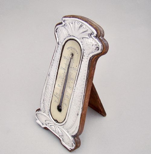 fig 2. RARE ART NOUVEAU / ARTS & CRAFT SILVER DESK THERMOMETER BY LEVI & SALAMAN, BIRMINGHAM 1907
