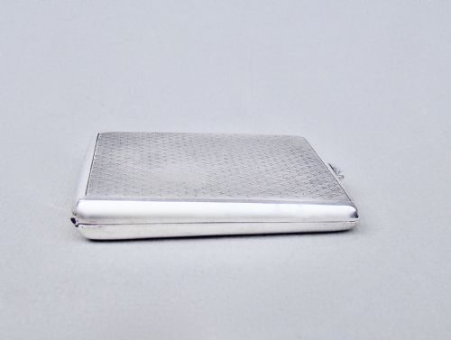 fig 1. ART DECO STERLING SILVER MATCHBOOK CASE BY WILLIAM NEALE, BIRMINGHAM 1929