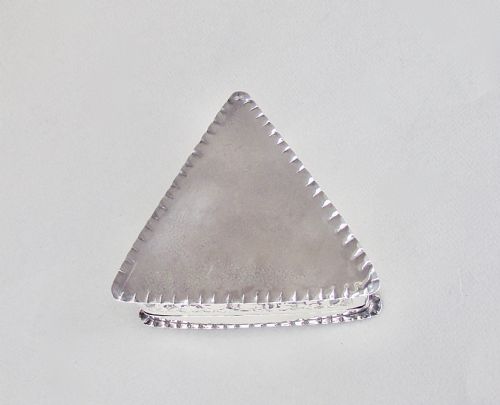 fig 1. UNUSUAL VICTORIAN SILVER TRINKET BOX BY GEORGE HOWSON, LONDON 1885