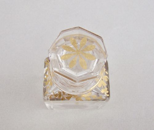 fig 2. 19TH CENTURY FRENCH GILT GLASS SCENT BOTTLE, CIRCA 1890