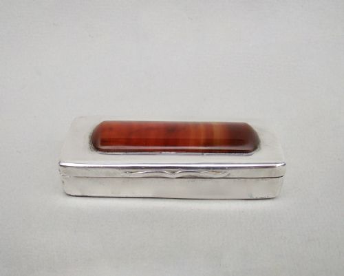 Rare William IV Silver Snuff Box with Agate Cabochon by Edward Smith, Birmingham 1833