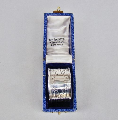 Cased Victorian Silver Napkin Ring by Edward Hutton, London 1882
