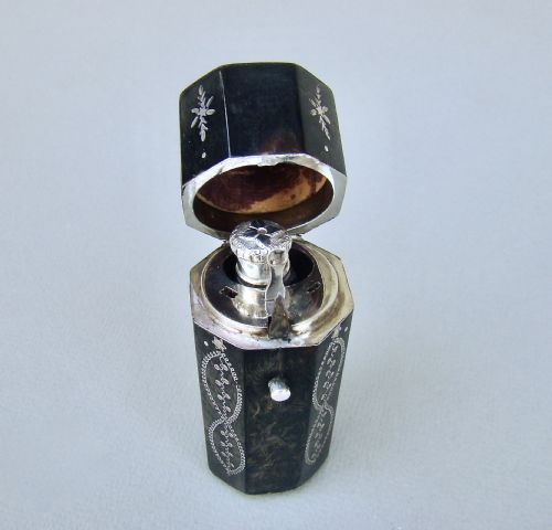fig 3. GEORGIAN SILVER AND PIQUE TORTOISESHELL ETUI OR NECESSAIRE, CIRCA 1790