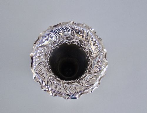 fig 2. VICTORIAN SOLID SILVER VASE BY THE FENTON BROTHERS, SHEFFIELD 1900