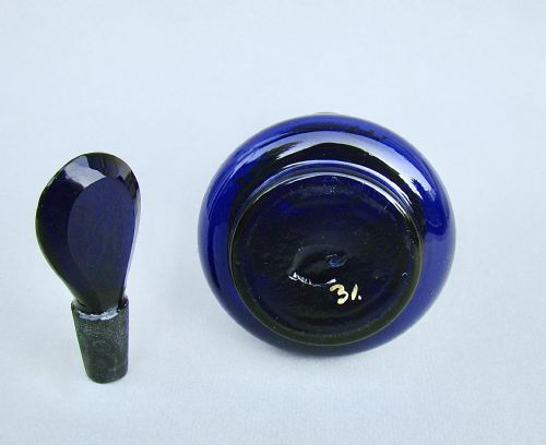 fig 1. EARLY VICTORIAN BRISTOL BLUE & GILT GLASS SCENT BOTTLE, CIRCA 1860