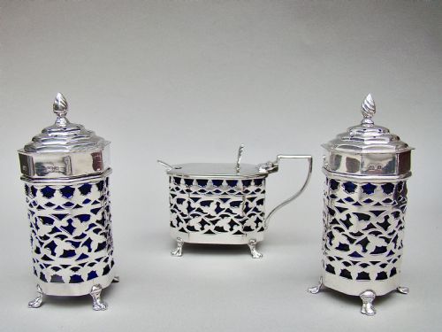 fig 2. STUNNING EDWARDIAN SILVER THREE PIECE CONDIMENT SET BY CHARLES HORNER, BIRMINGHAM 1903