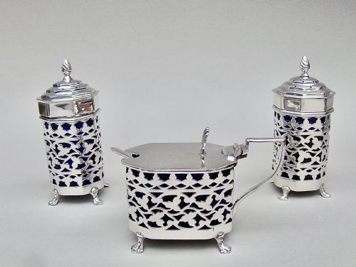 fig 3. STUNNING EDWARDIAN SILVER THREE PIECE CONDIMENT SET BY CHARLES HORNER, BIRMINGHAM 1903