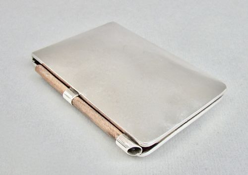 fig 1. RARE NOVELTY SILVER AIDE MEMOIRE APPLIED WITH A CAT BY CRISFORD & NORRIS, BIRMINGHAM 1924