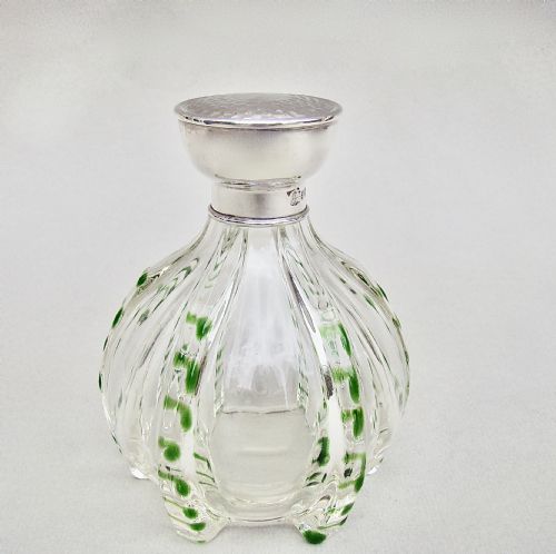 fig 2. ARTS & CRAFT SILVER & GLASS SCENT BOTTLE BY THE BOOTS COMPANY BIRMINGHAM 1911