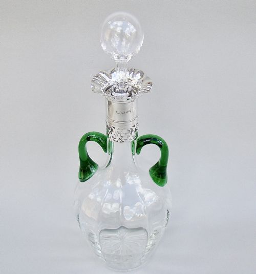 fig 2. VICTORIAN SILVER MOUNTED DUAL COLOUR GLASS DECANTER BY WILLIAM HUTTON & SONS, BIRMINGHAM 1899