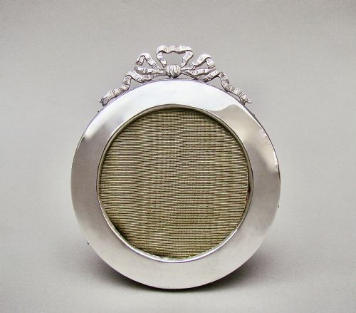 Delightful George V Silver Ribbon Photo Frame by Jesse Earl, London 1920