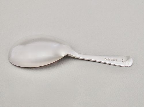 fig 1. EXQUISITE VICTORIAN SILVER CADDY SPOON BY BARNARD & SONS, BIRMINGHAM 1875