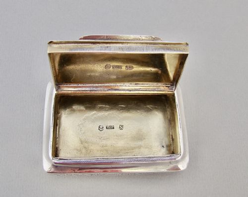fig 3. EXQUISITE GEORGIAN SILVER SNUFF BOX BY WILLIAM PUGH, BIRMINGHAM 1816
